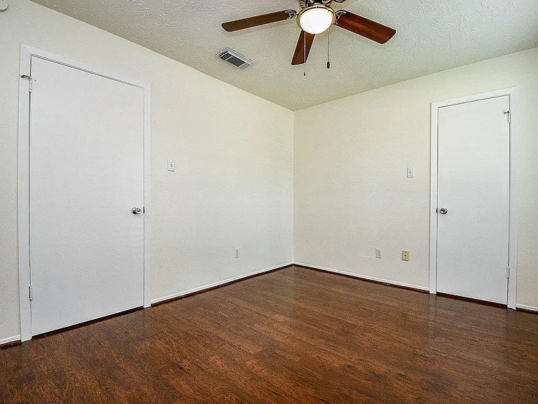 16823 Cobble Ridge Dr — Photo 30