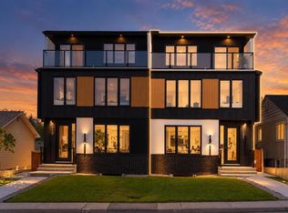 2121 E Mackay Rd NW, Calgary, AB T3B1C9