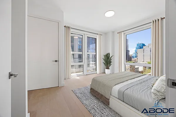 Bedroom, photo 1