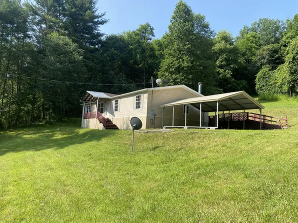 136 Brushy Mountain Rd, Marlinton, WV 24954