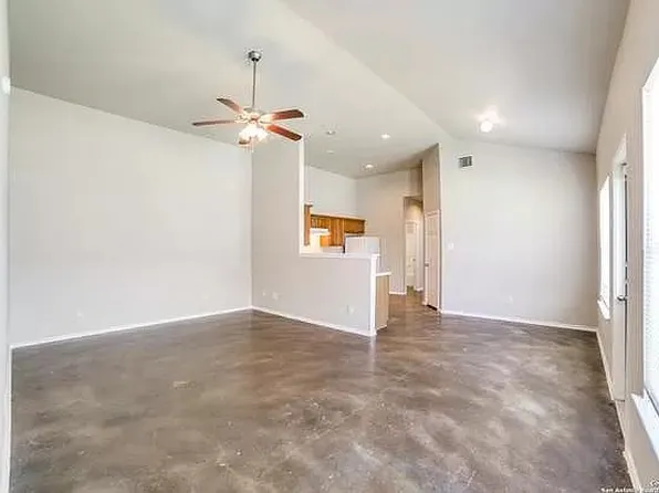 5827 Golf Bnd #1, San Antonio, TX 78244