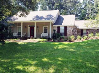 137 Evergreen Dr, Brandon, MS 39042