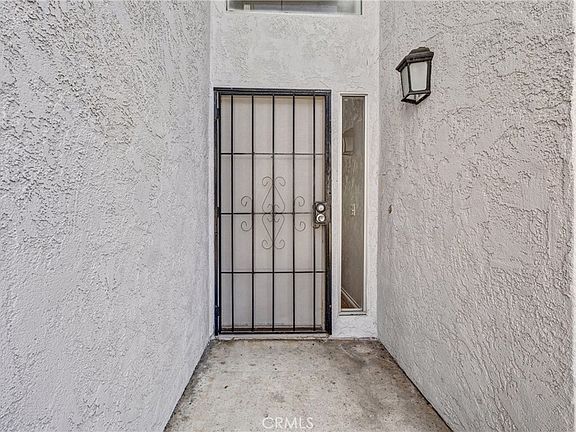 4th image of 4828 W 5 E