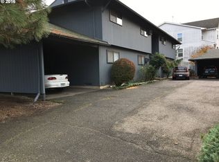 8964 SW Cashmur Ln, Portland, OR 97225