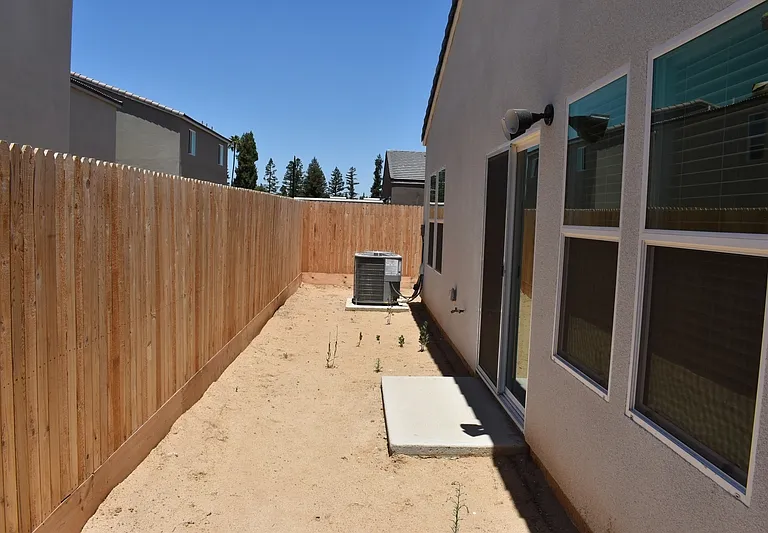 4481 N San Miguel Ave — Photo 29