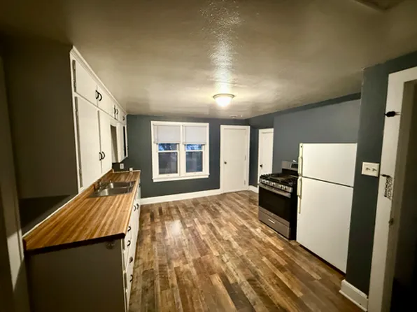 1919A N 9th St, Sheboygan, WI 53081