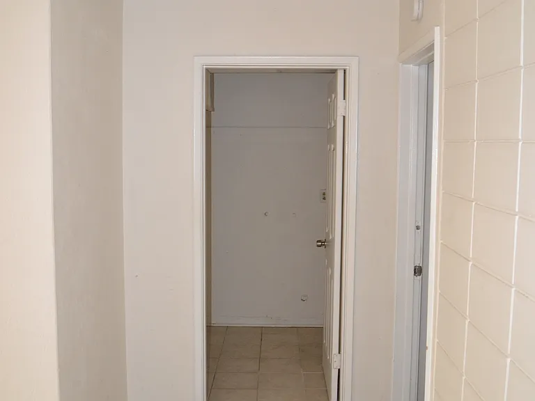 1128 Ginsberg Dr — Photo 11