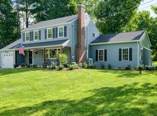 24 Harvest Ln, Glastonbury, CT 06033
