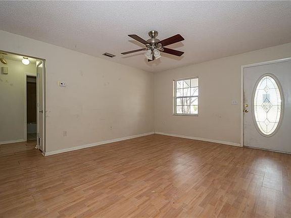 2nd image of 5011 Copperstone Cir