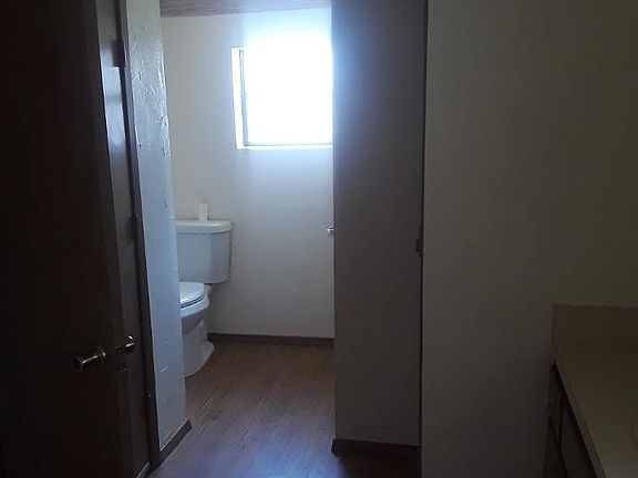 3rd image of 236 Smith St