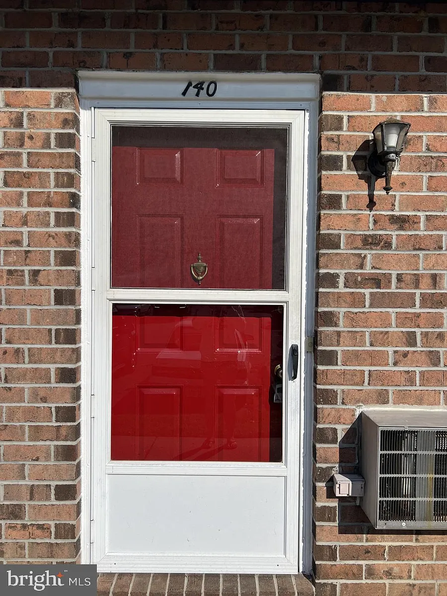 Building Photo - 138 Alice Ann St #140