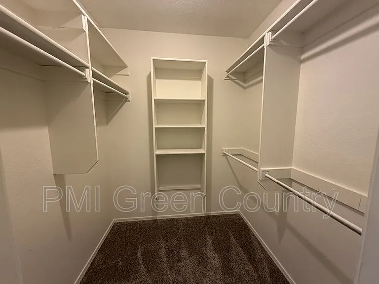 6028 S 90th East Pl — Photo 17