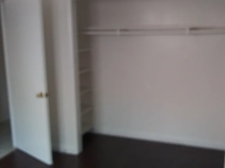 11602 Groveland Ave — Photo 2