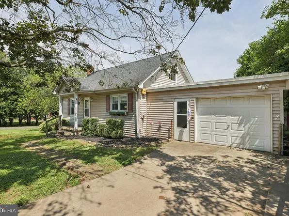 5903 Woodbine Rd, Woodbine, MD 21797