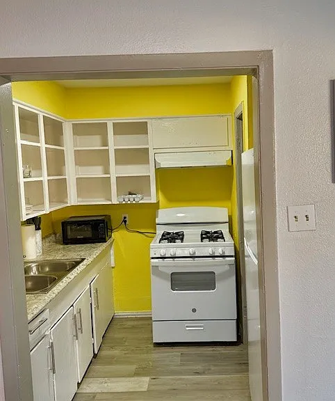 Gaston Uptown Apartments — Photo 21