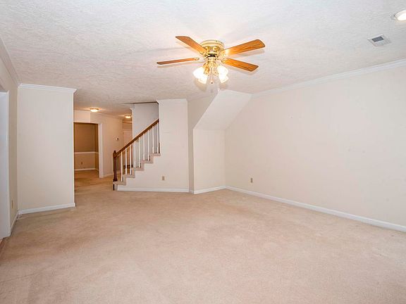 5th image of 5303 Comice Way