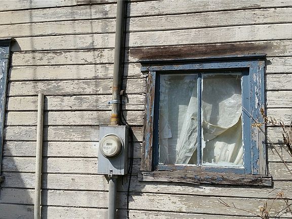 2nd image of 16525 A St S