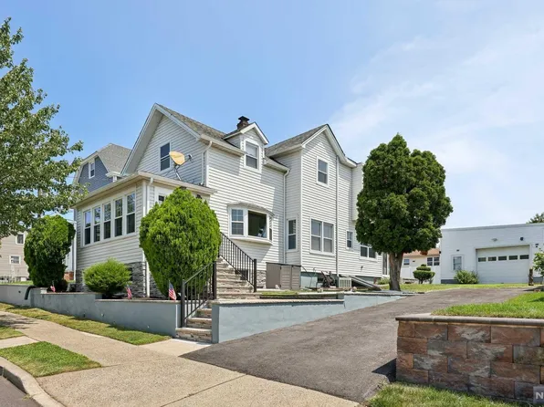 617 Jefferson St, Carlstadt, NJ 07072
