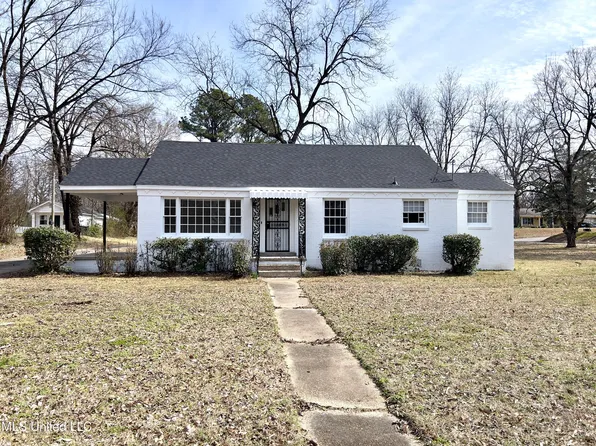 287 S Craft St, Holly Springs, MS 38635