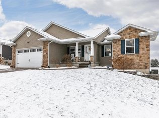 5108 Cotton Ct SW, Cedar Rapids, IA 52404