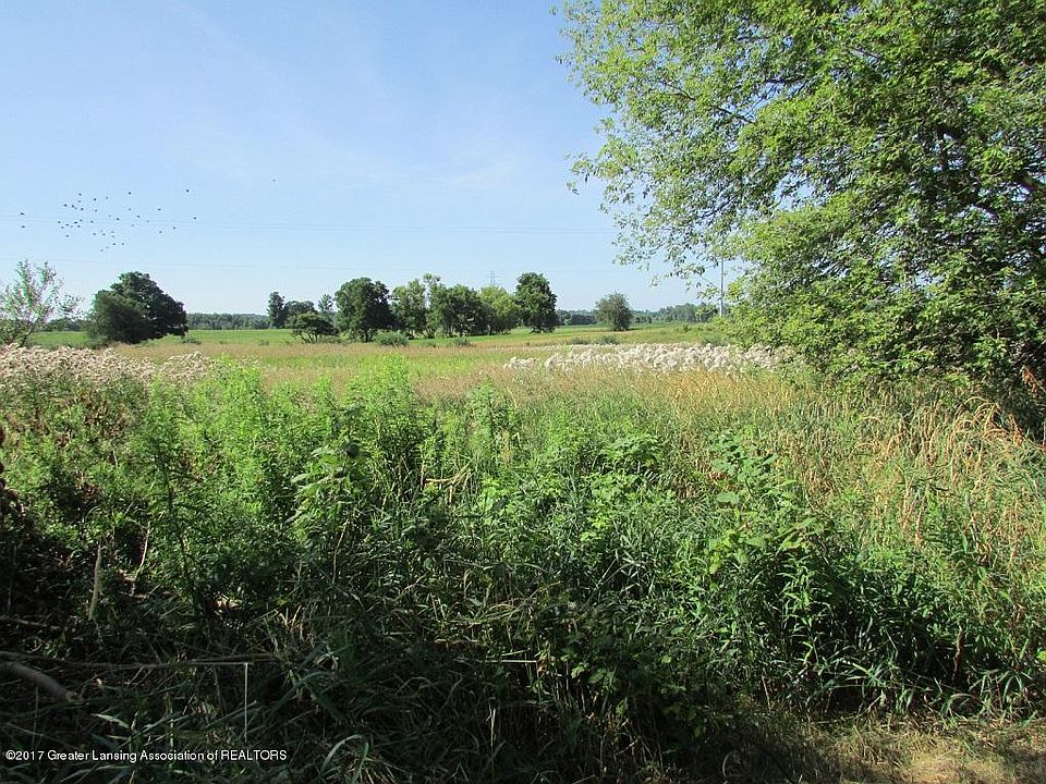 2nd image of 3185 Tomlinson Rd