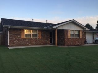 1025 SE Greystone Ave, Bartlesville, OK 74006