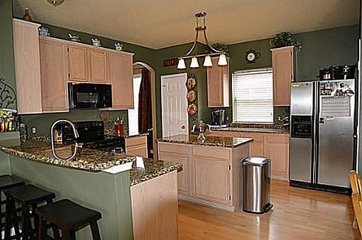 3rd image of 1113 Kelly Ln
