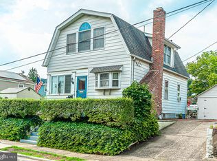 910 Bergen St, Gloucester City, NJ 08030