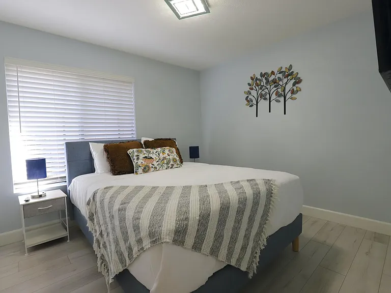 25225 York Cir — Photo 28