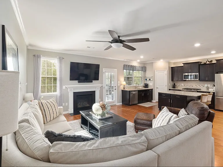 677 Long Melford Dr — Photo 41