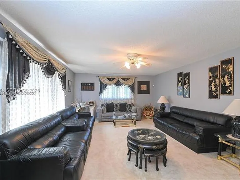 9612 SW 117th Ave #0 — Photo 7