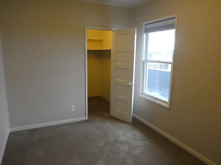 2333 SE Tacoma St — Photo 23