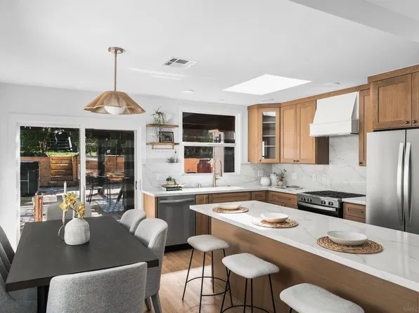 5831 Vale Way, San Diego, CA 92115
