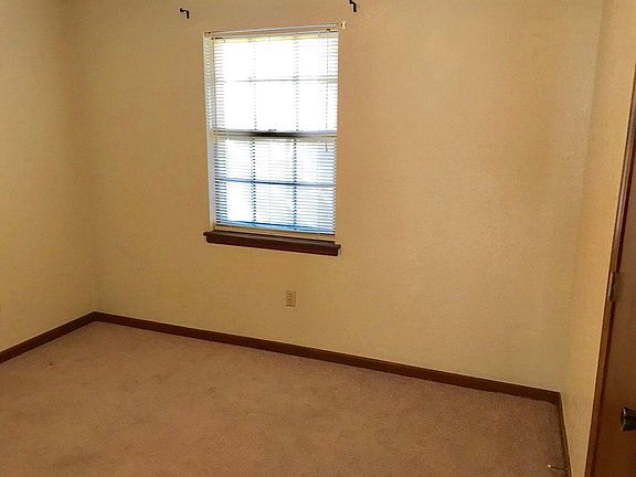 5th image of 3248 NW Mill Dr