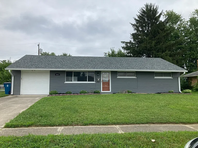4405 Lambeth Dr — Photo 1