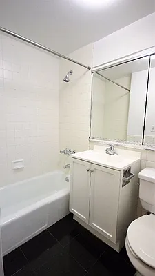 Rented by Union Square Property Management | media 6
