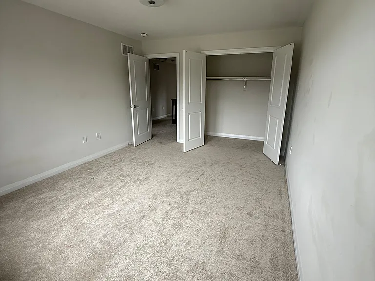 3143 Searidge St #B-C — Photo 7