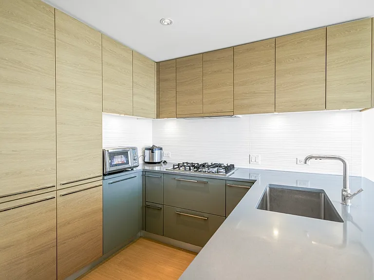7358 Edmonds St #1807 — Photo 9
