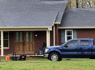 530 Eastside Dr, White Bluff, TN 37187