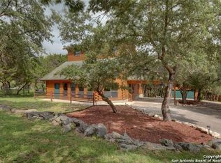 215 Campbell Dr, Canyon Lake, TX 78133