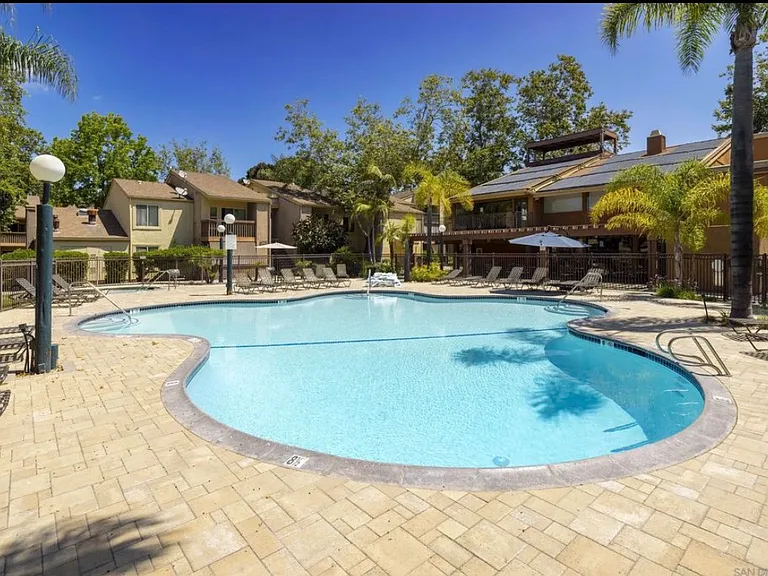 pool 2
