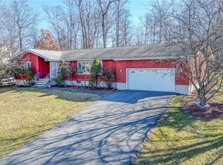 16 Oak Ridge Rd, Middletown, NY 10940