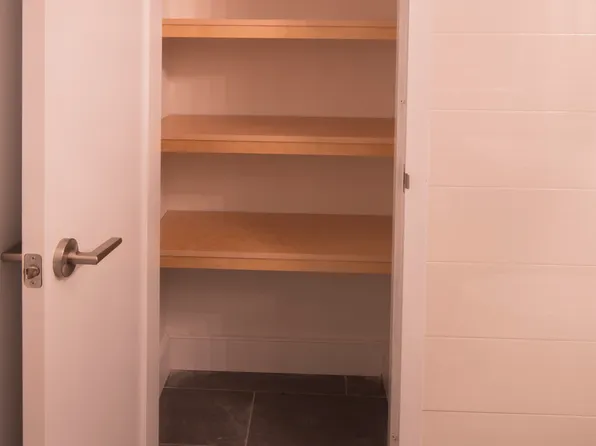 23-88 31st Street image 11 of 17