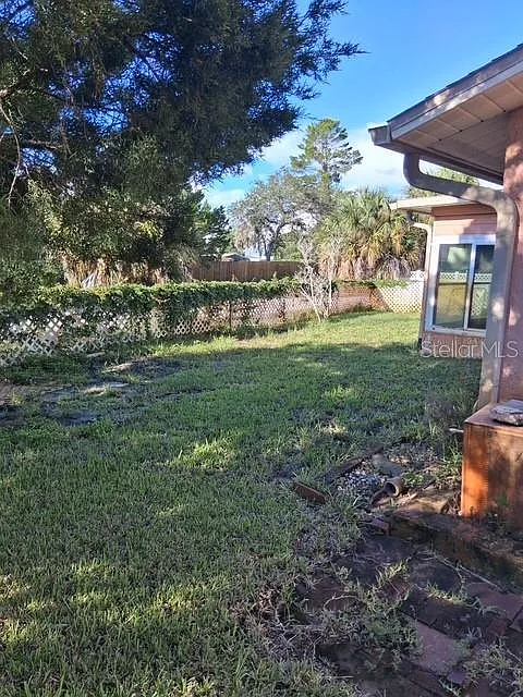 2 bed, 2.0 bath, 1096 sqft, $1,800 — Photo 2