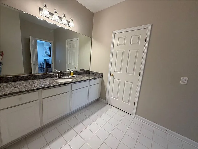 2332 Trellis Ln SE — Photo 14