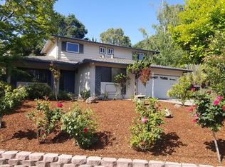 1050 McGregor Way, Palo Alto, CA 94306