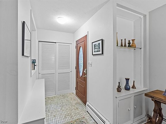 3rd image of 1025 Worton Park Dr