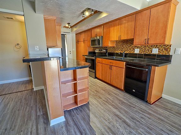 4th image of 849 E Peoria Ave Unit 2