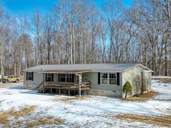 254 Little Ridge Road, St. Marys, WV 26170