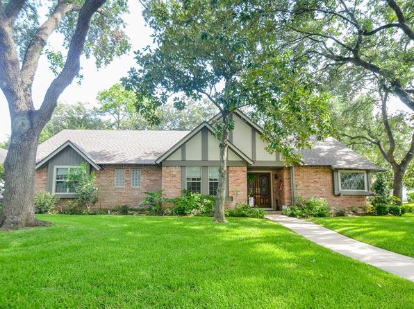3015 Bainbridge Ct